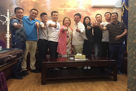 熊猫体育深入贵州普定投资考察