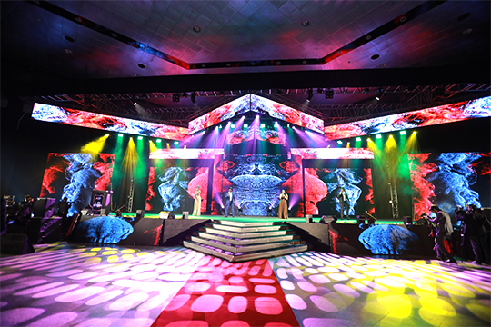 熊猫体育：讲述了宝安本土企业的文化形象