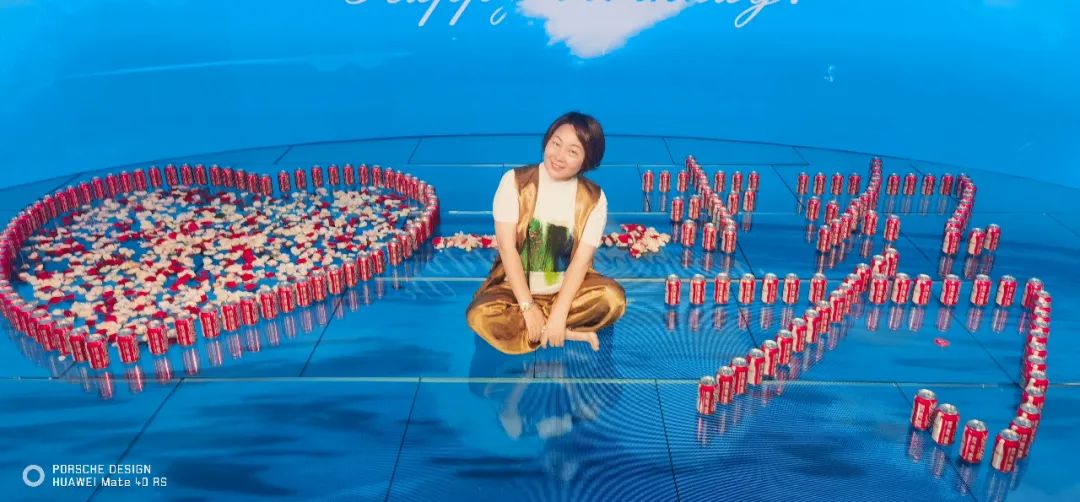 熊猫体育龙平芳